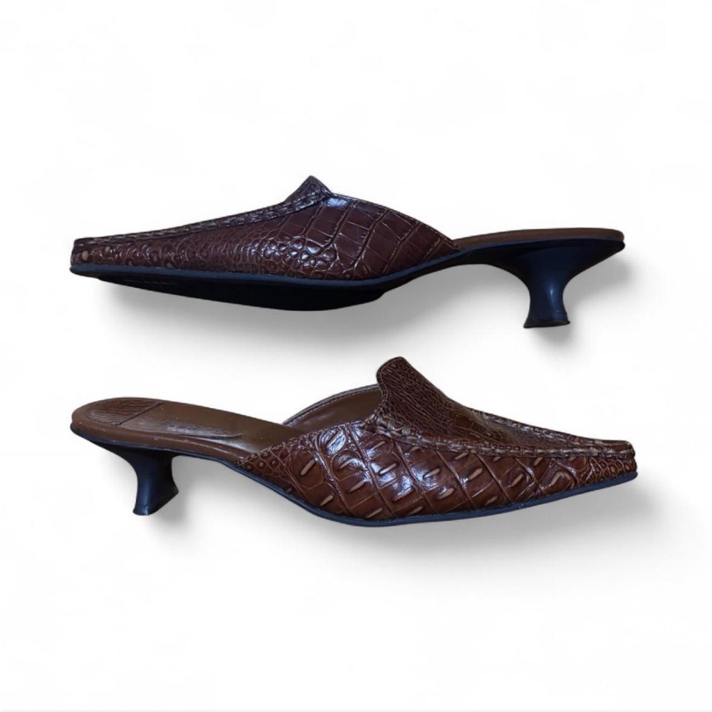 Faux Crocodile Leather Mule Pumps
